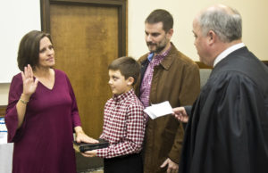 LSB: Deborah Thomas is sworn in as newest Board member