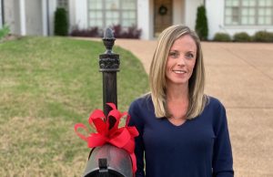 Red bows in Lakeland and beyond show support for those on front lines of COVID-19