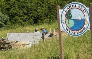 Newest gateway sign for Lakeland is under construction