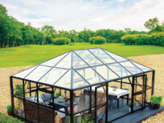 Glass Greenhouses: How Tempered Glass Structures Extend the Growing Season